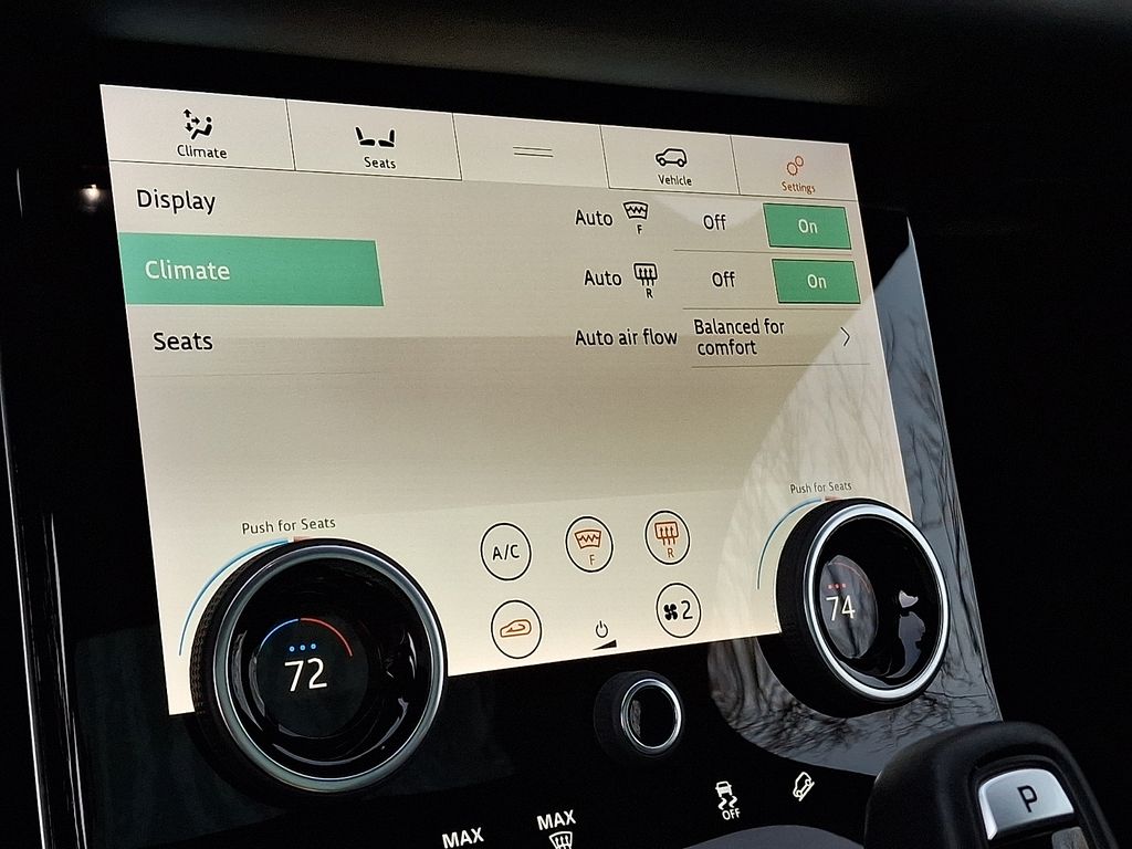 Thumbnail: 2020 Land Rover Range Rover Evoque - 13