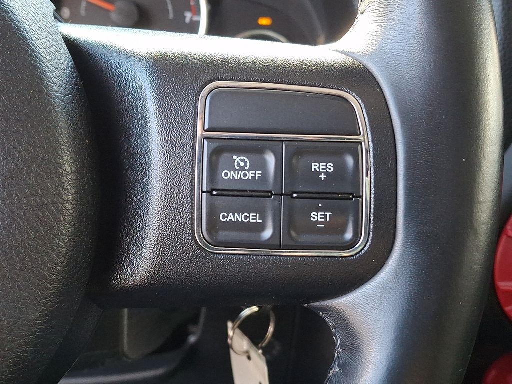 Thumbnail: 2016 Jeep Wrangler - 17