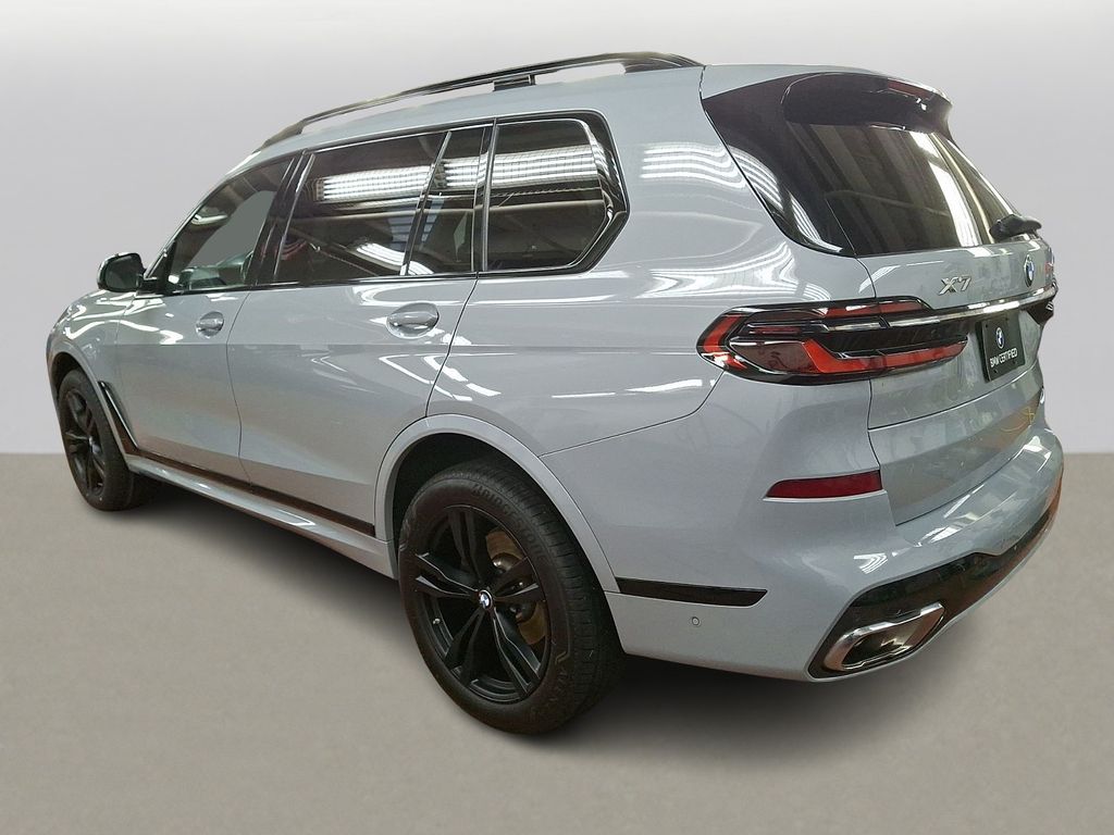 Thumbnail: 2024 BMW X7 - 5