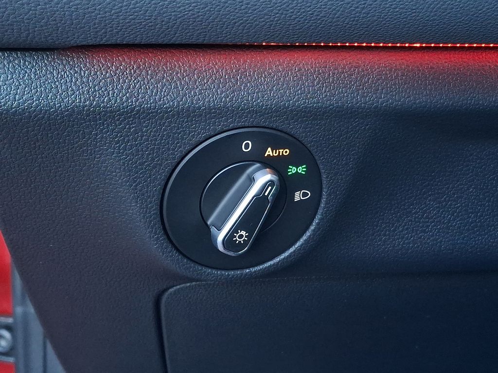 Thumbnail: 2025 Volkswagen Jetta - 26