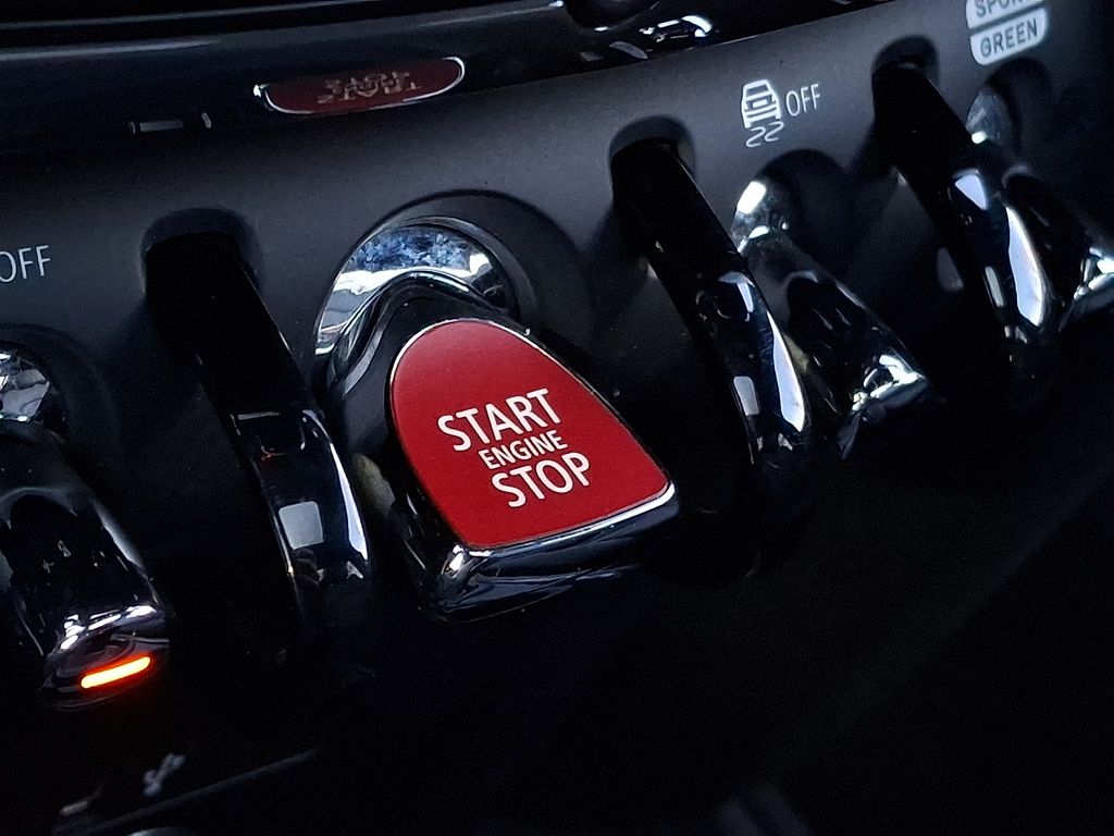 Thumbnail: 2023 MINI Cooper Countryman - 19