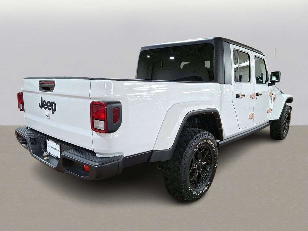 Thumbnail: 2022 Jeep Gladiator - 4