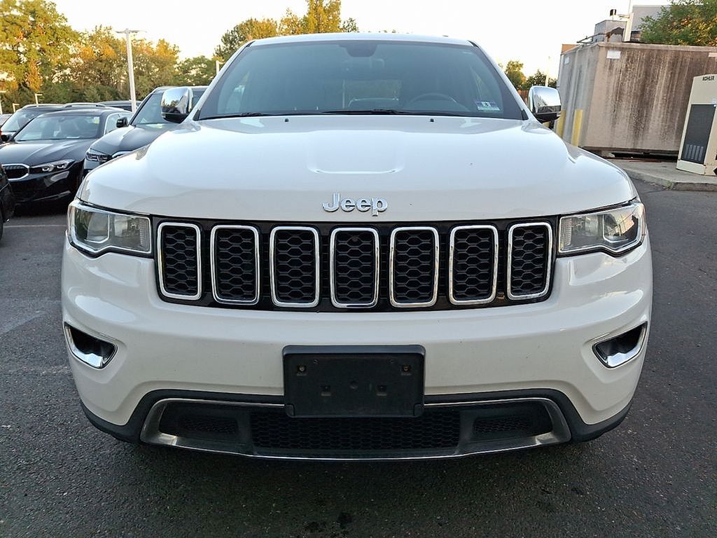Thumbnail: 2017 Jeep Grand Cherokee - 2