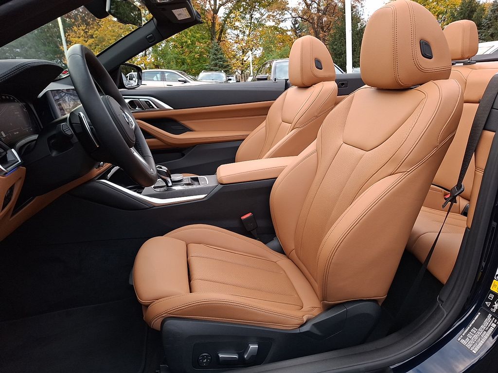 Thumbnail: 2023 BMW 4 Series - 10