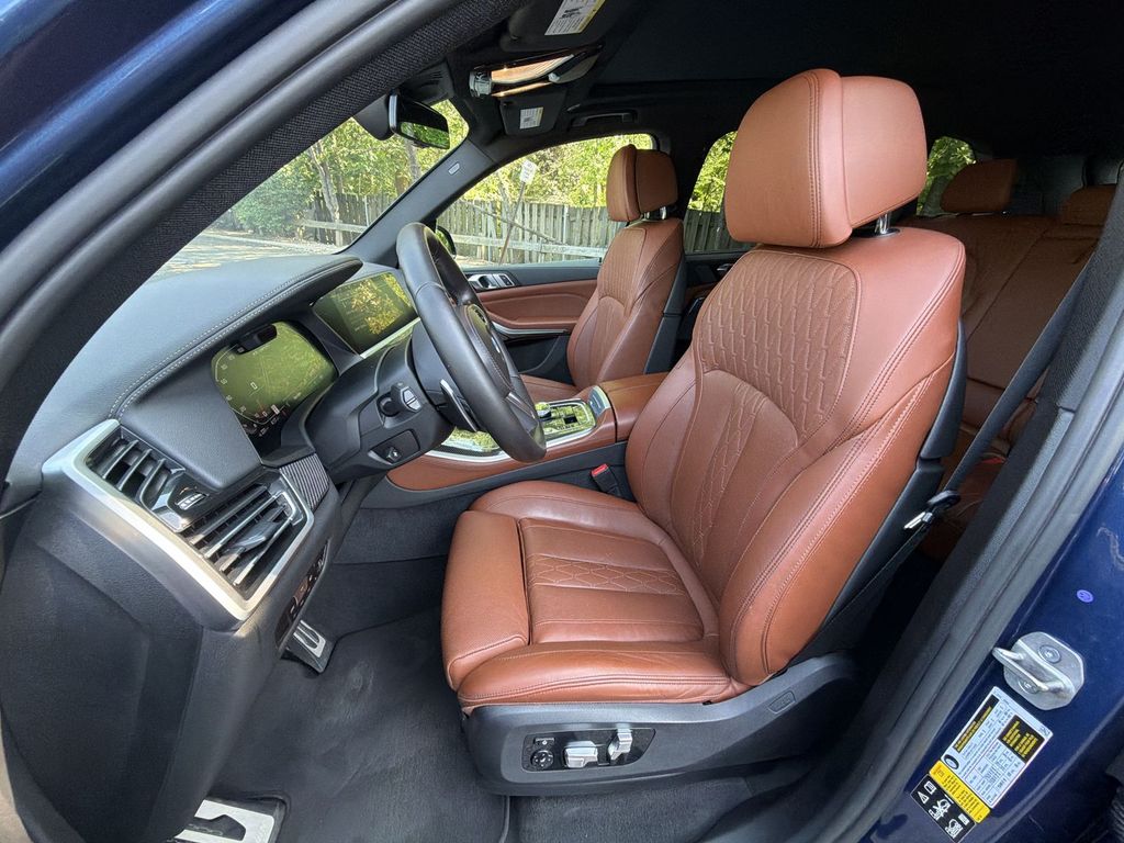 Thumbnail: 2022 BMW X5 - 19