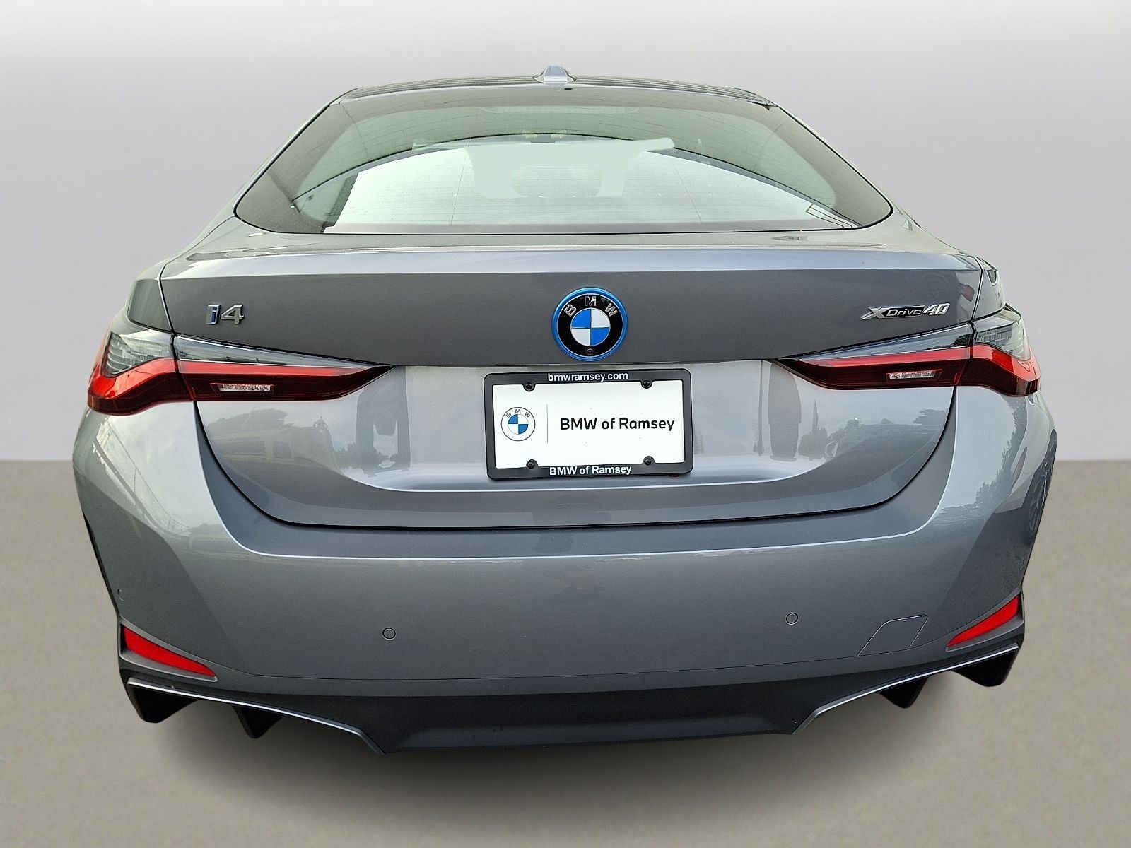 Thumbnail: 2025 BMW i4 - 5