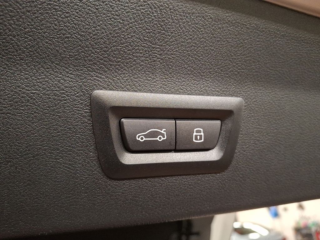 Thumbnail: 2024 BMW X4 - 27