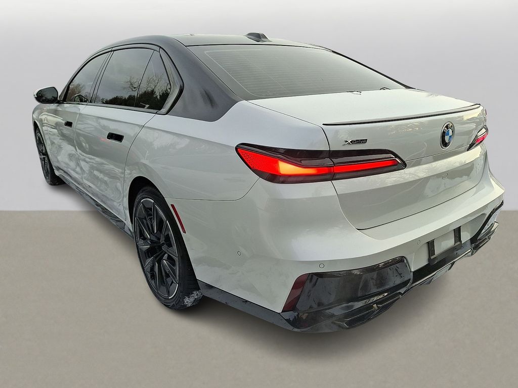 Thumbnail: 2023 BMW 7 Series - 5