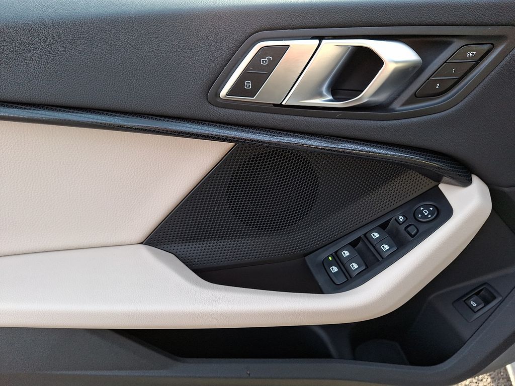 Thumbnail: 2023 BMW 2 Series - 8