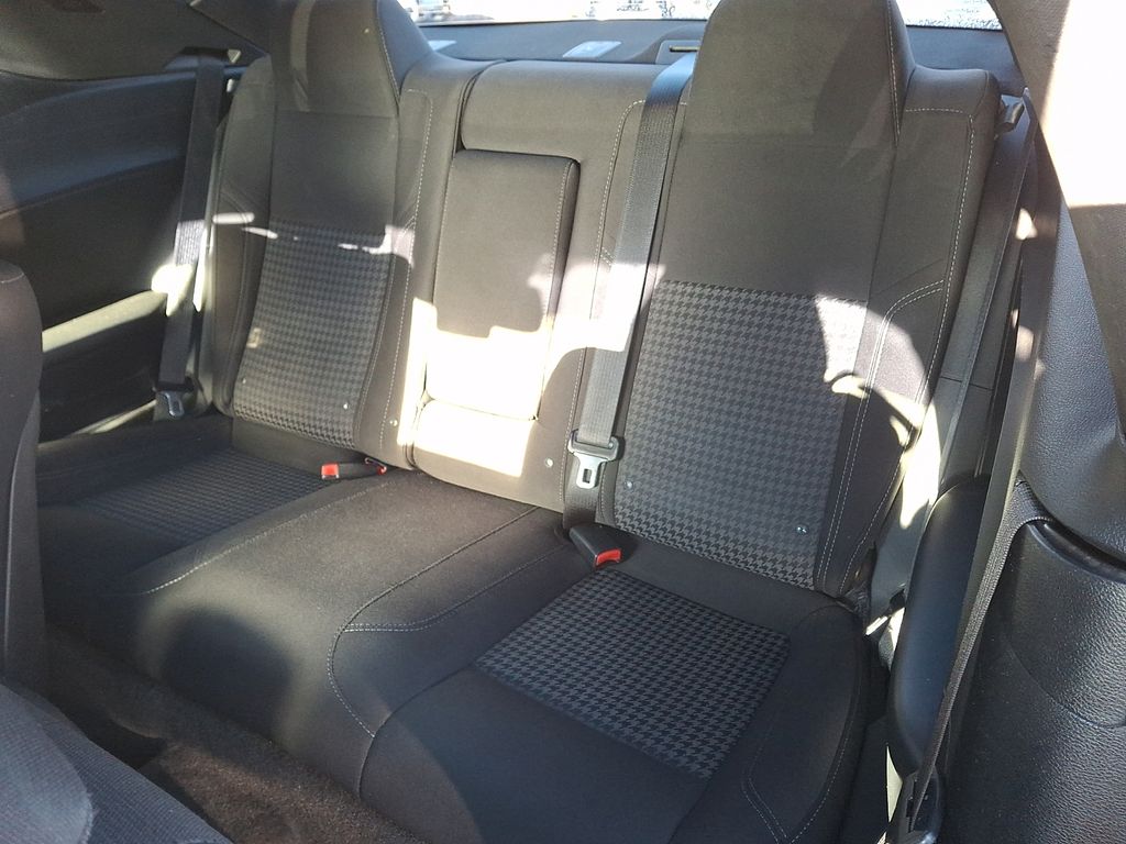 Thumbnail: 2015 Dodge Challenger - 10