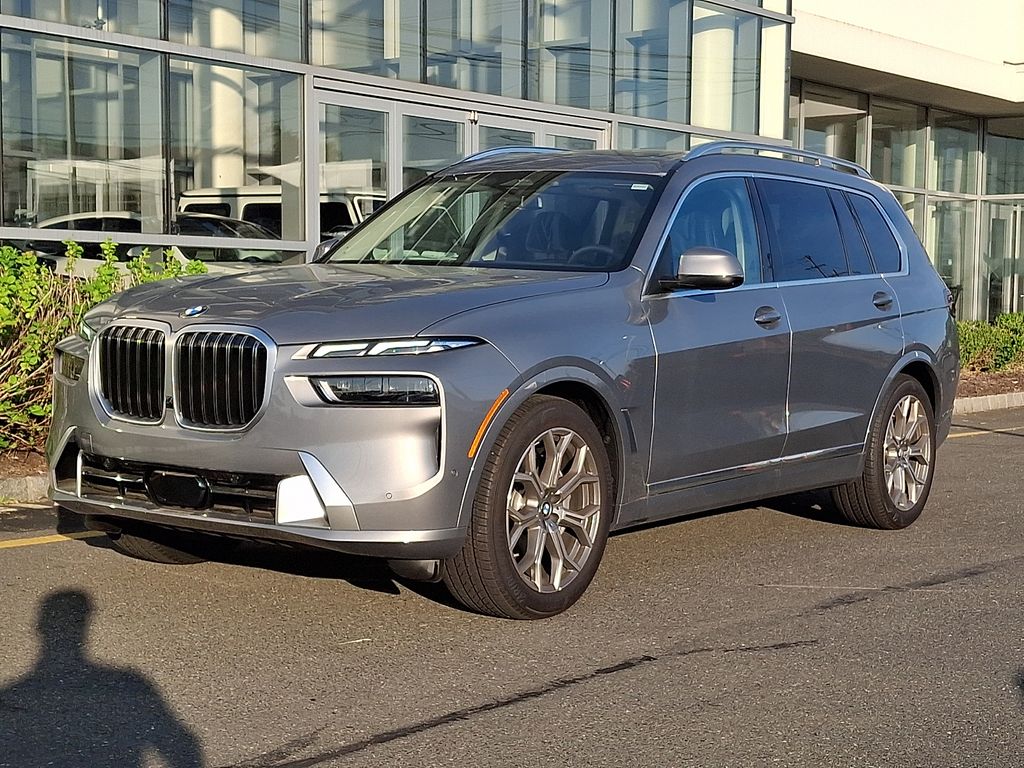 2026 BMW X7 xDrive40i's photo