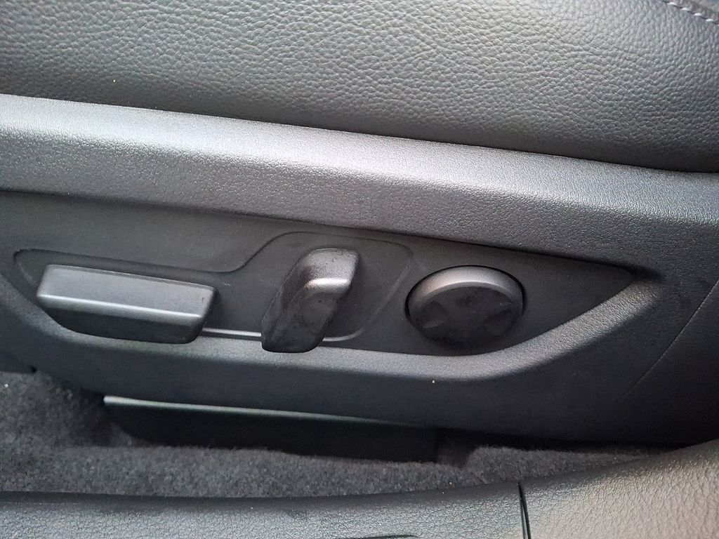 Thumbnail: 2023 Mazda CX-50 - 8