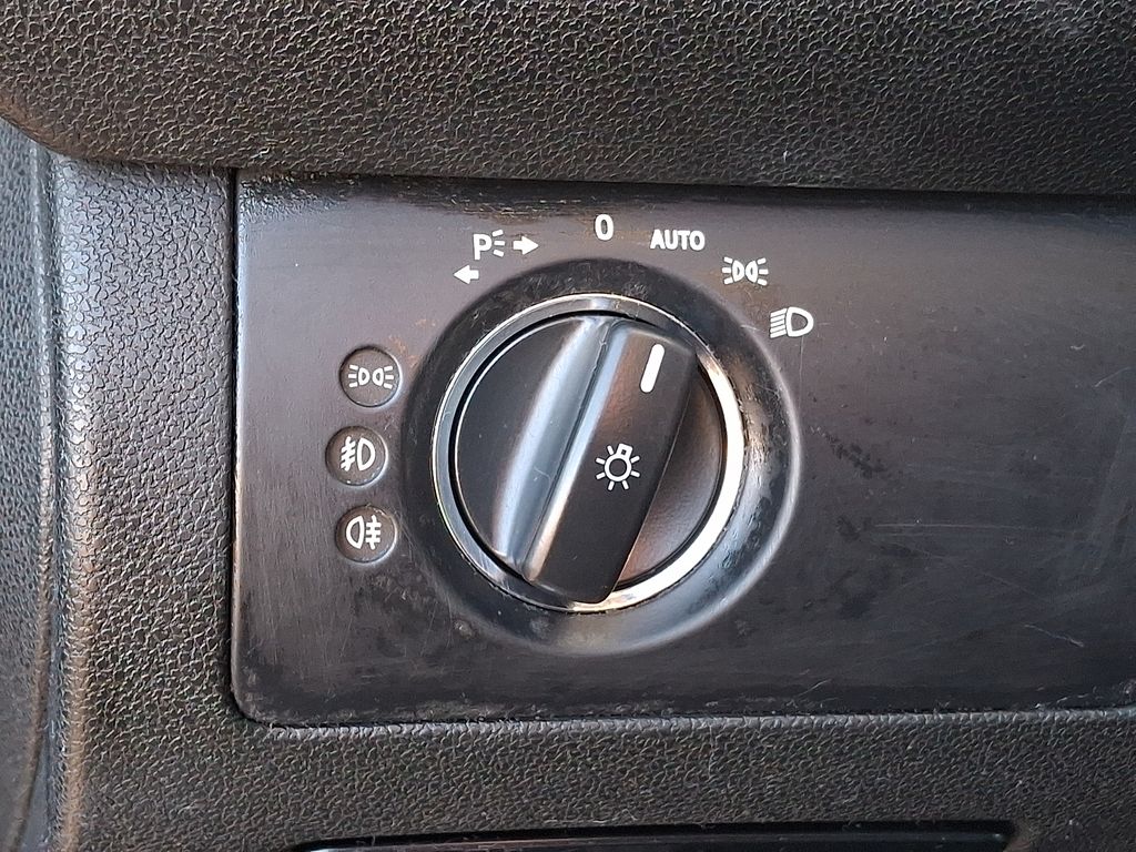 Thumbnail: 2006 Mercedes-Benz M-Class - 23