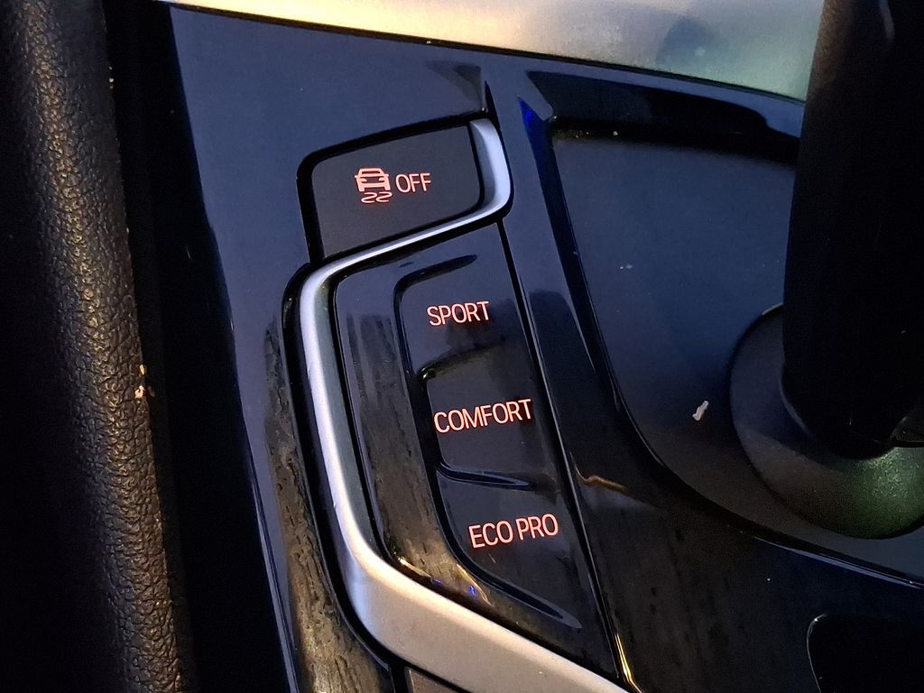 Thumbnail: 2018 BMW 5 Series - 19