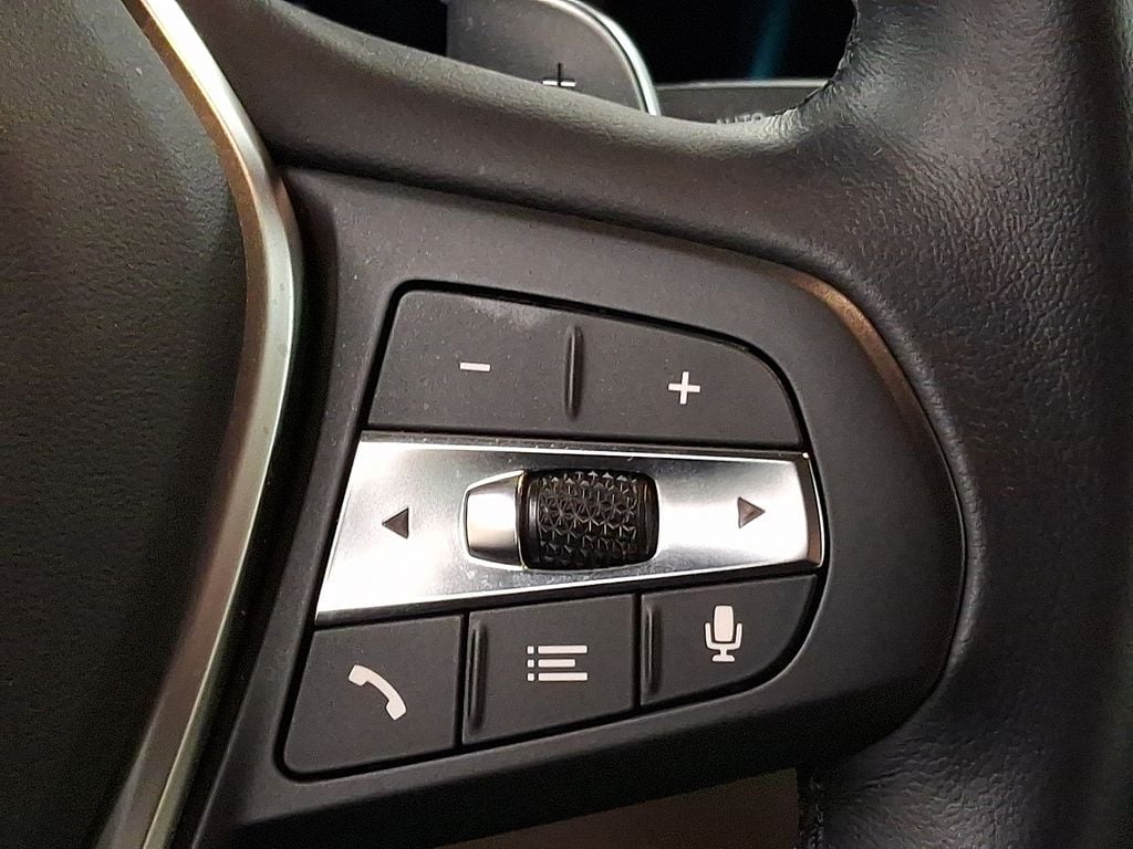 Thumbnail: 2021 BMW 3 Series - 18