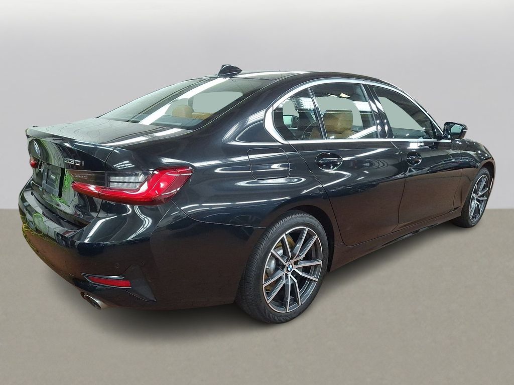 Thumbnail: 2020 BMW 3 Series - 4