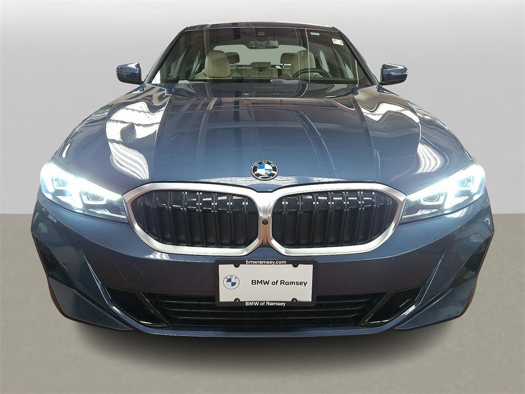 Thumbnail: 2025 BMW 3 Series - 2