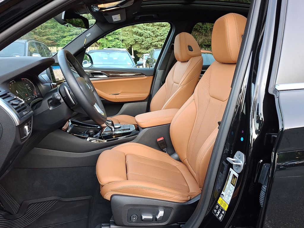 Thumbnail: 2023 BMW X3 - 11