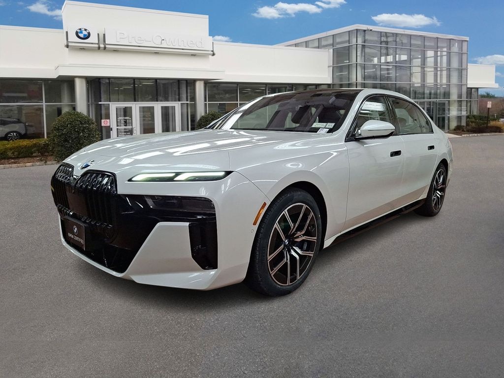 Certified 2023 BMW 760i xDrive Sedan
