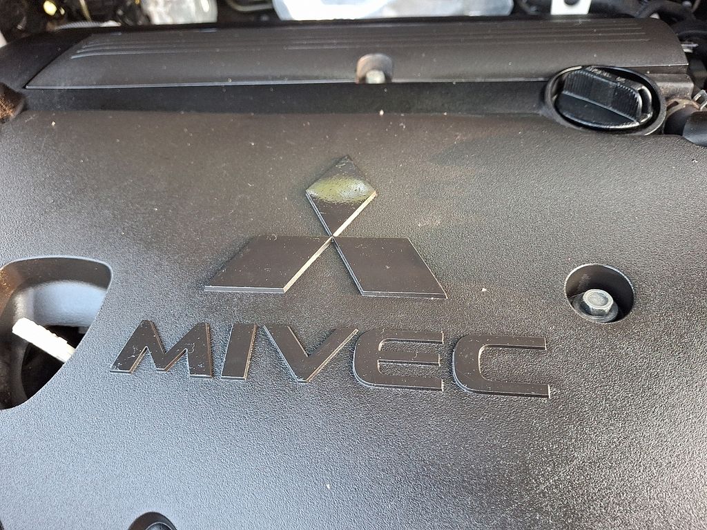 2022 Mitsubishi Outlander Sport ES 26