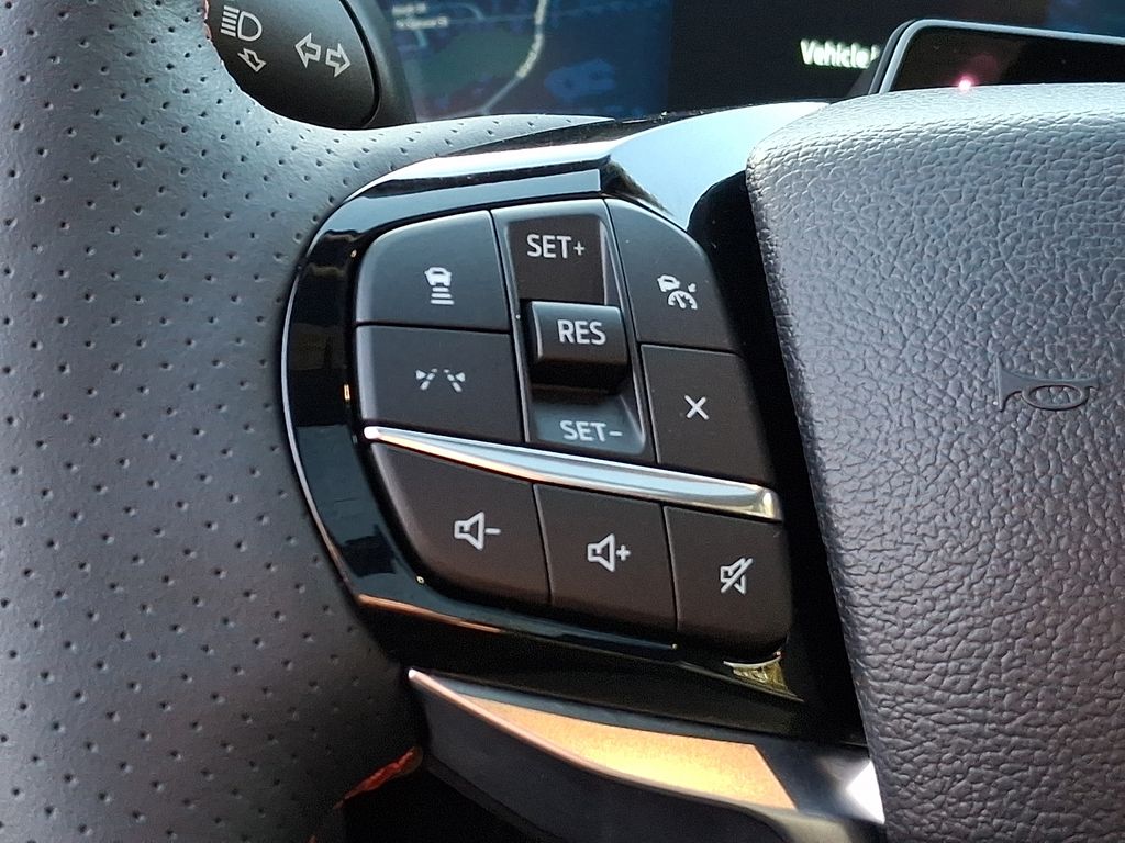 Thumbnail: 2025 Ford Explorer - 17