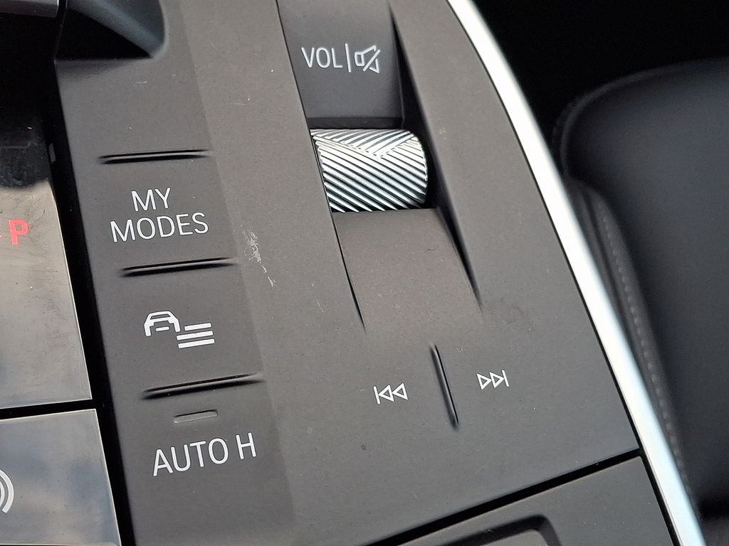 Thumbnail: 2024 BMW X1 - 21