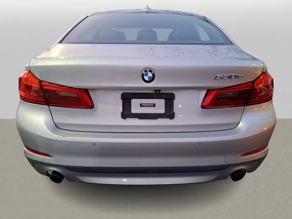 Thumbnail: 2018 BMW 5 Series - 4