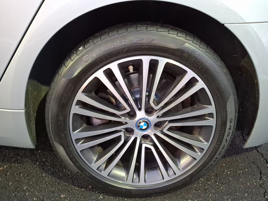 Thumbnail: 2018 BMW 5 Series - 6