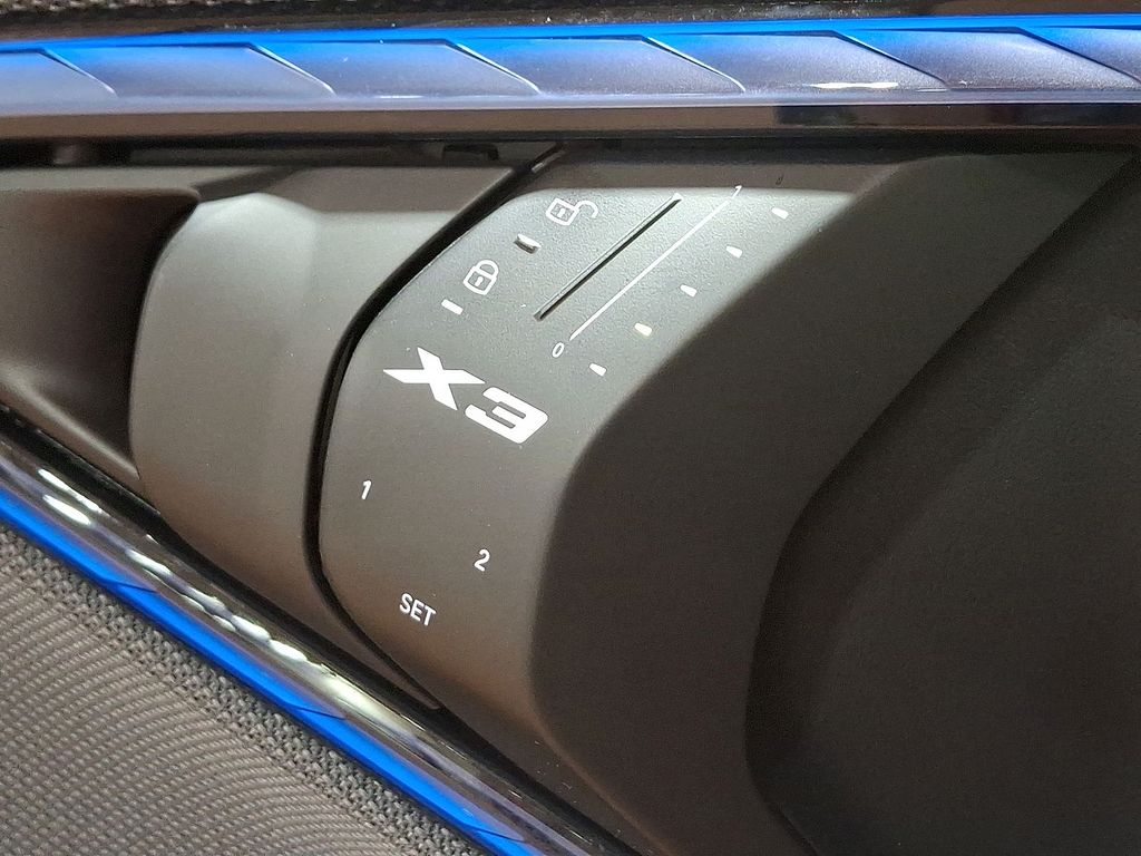 Thumbnail: 2025 BMW X3 - 17