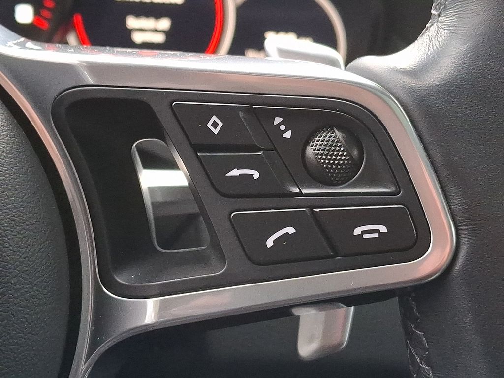 Thumbnail: 2023 Porsche Cayenne - 18