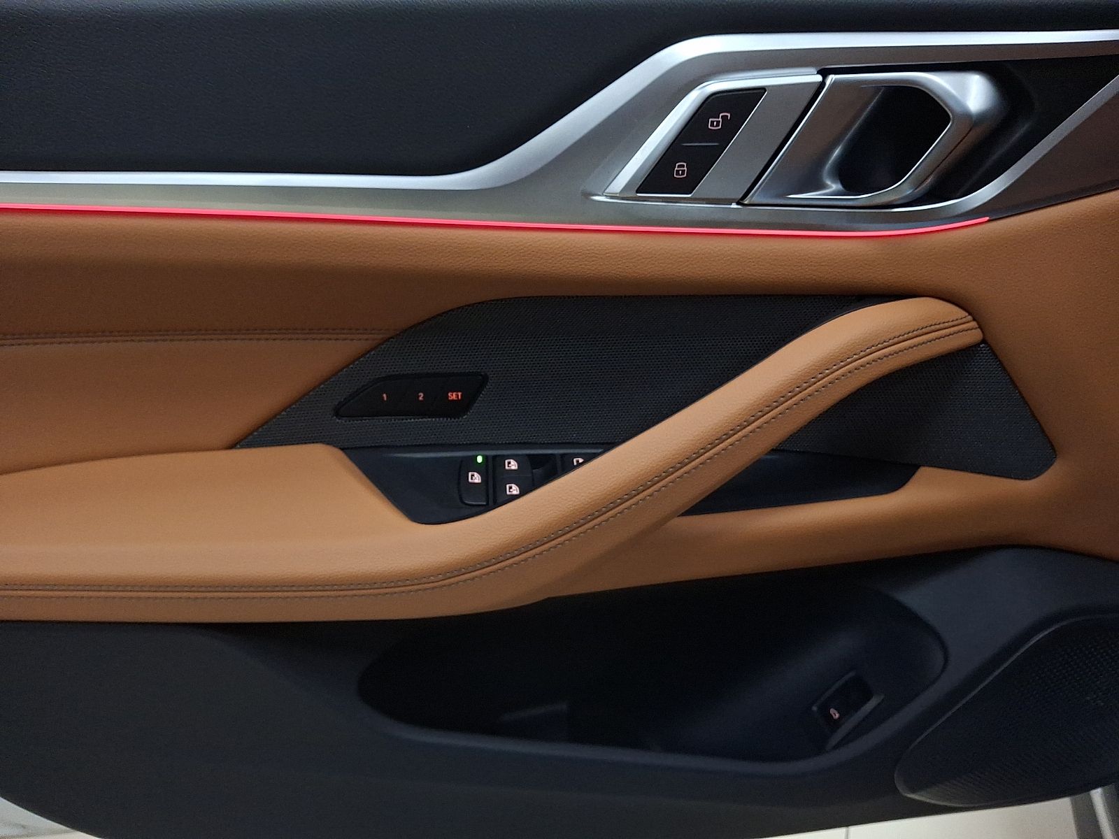 Thumbnail: 2025 BMW i4 - 8