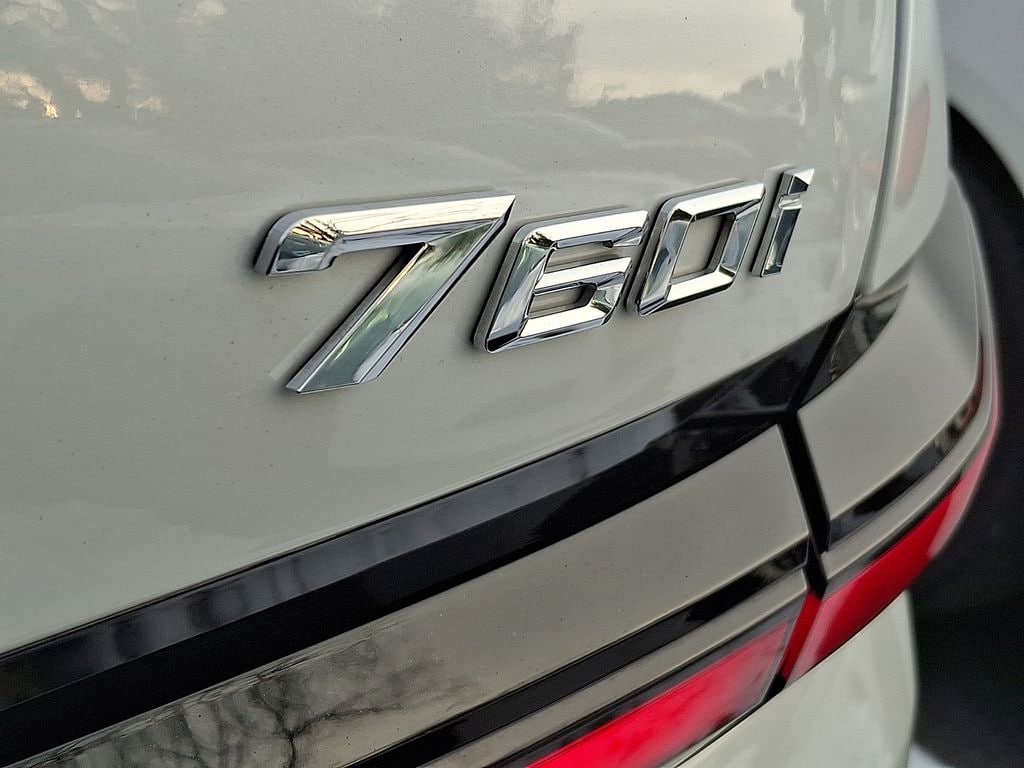 Thumbnail: 2023 BMW 7 Series - 30