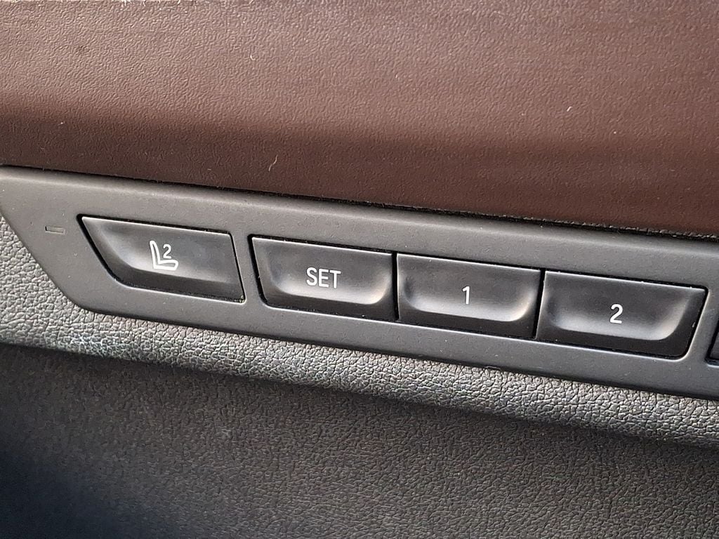 Thumbnail: 2019 BMW 7 Series - 25