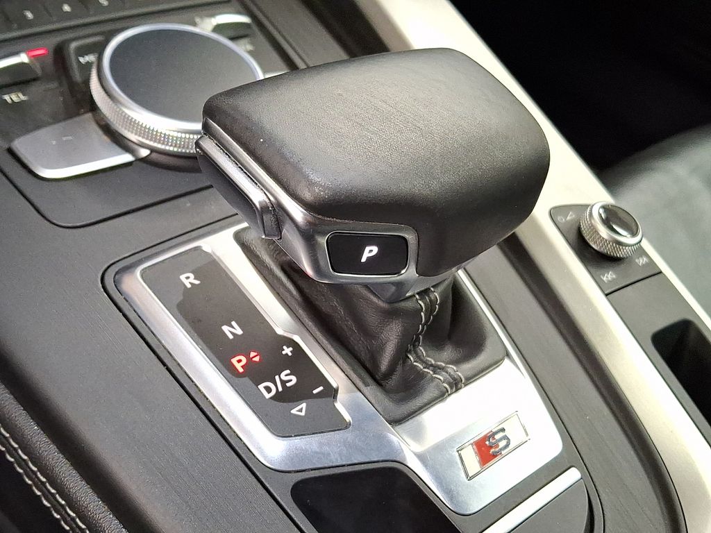 Thumbnail: 2019 Audi S5 - 12