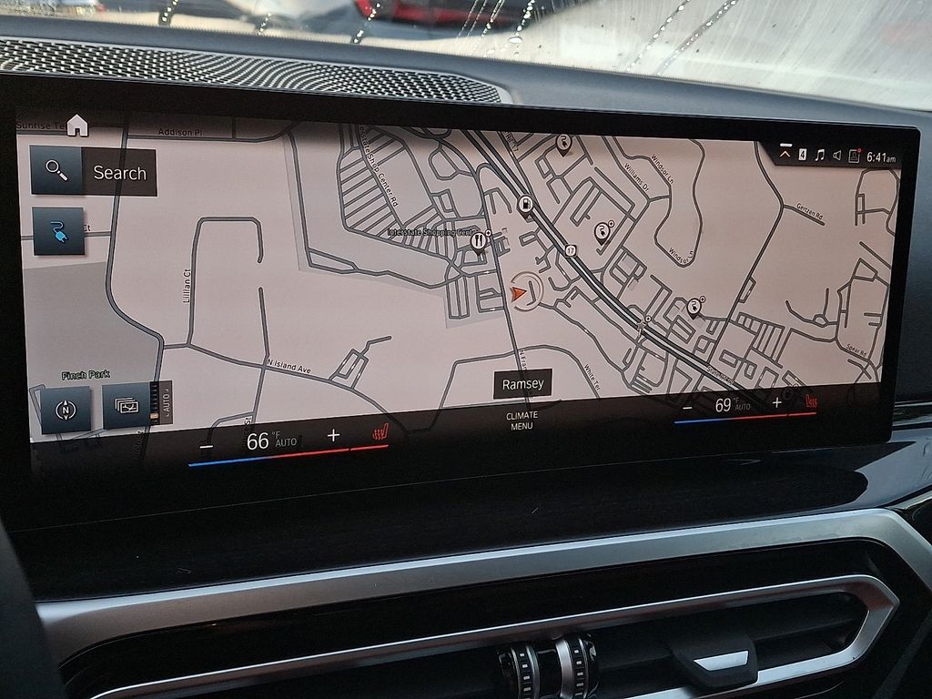 Thumbnail: 2023 BMW i4 - 13