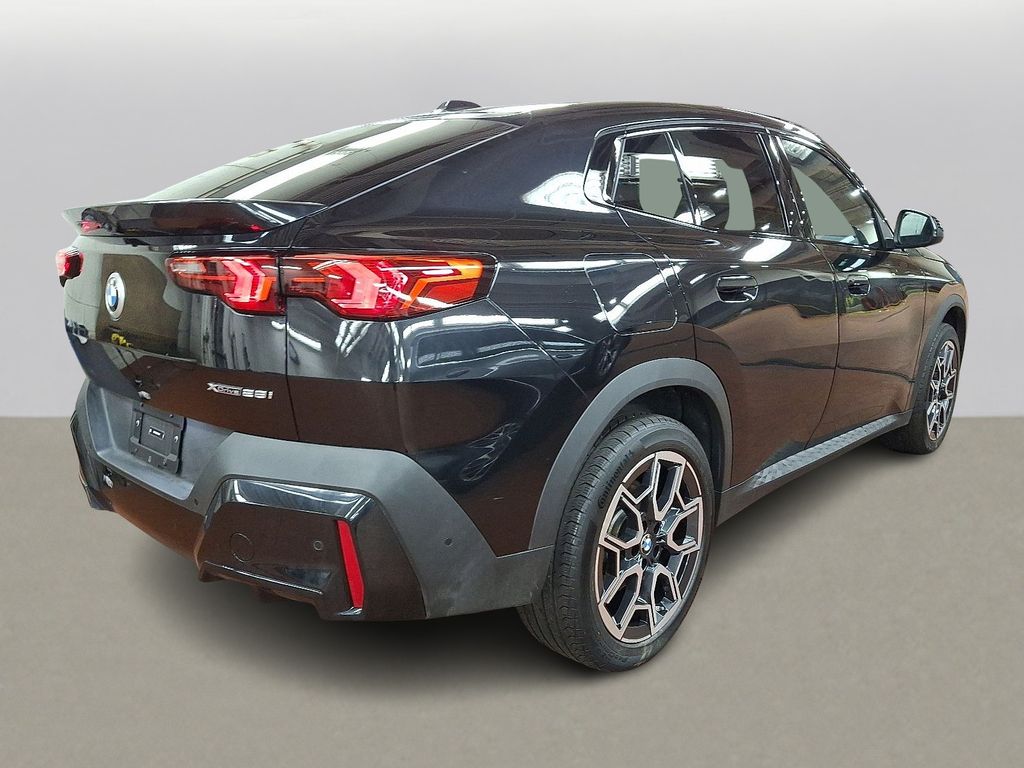 Thumbnail: 2025 BMW X2 - 4