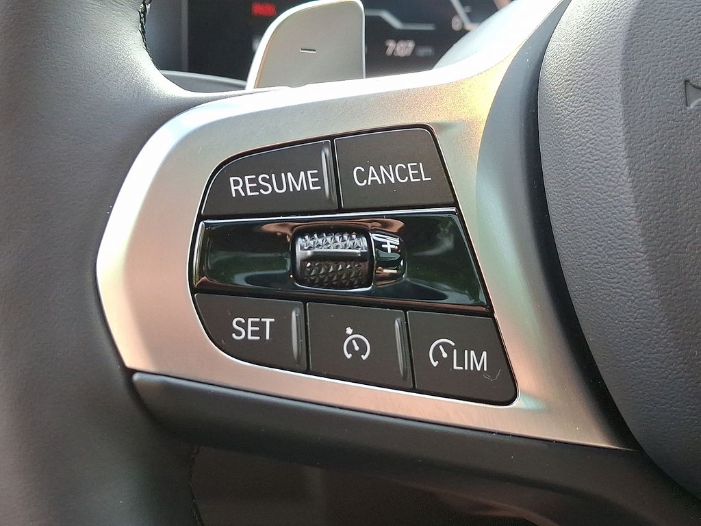 2024 BMW 3 Series 330e xDrive 19