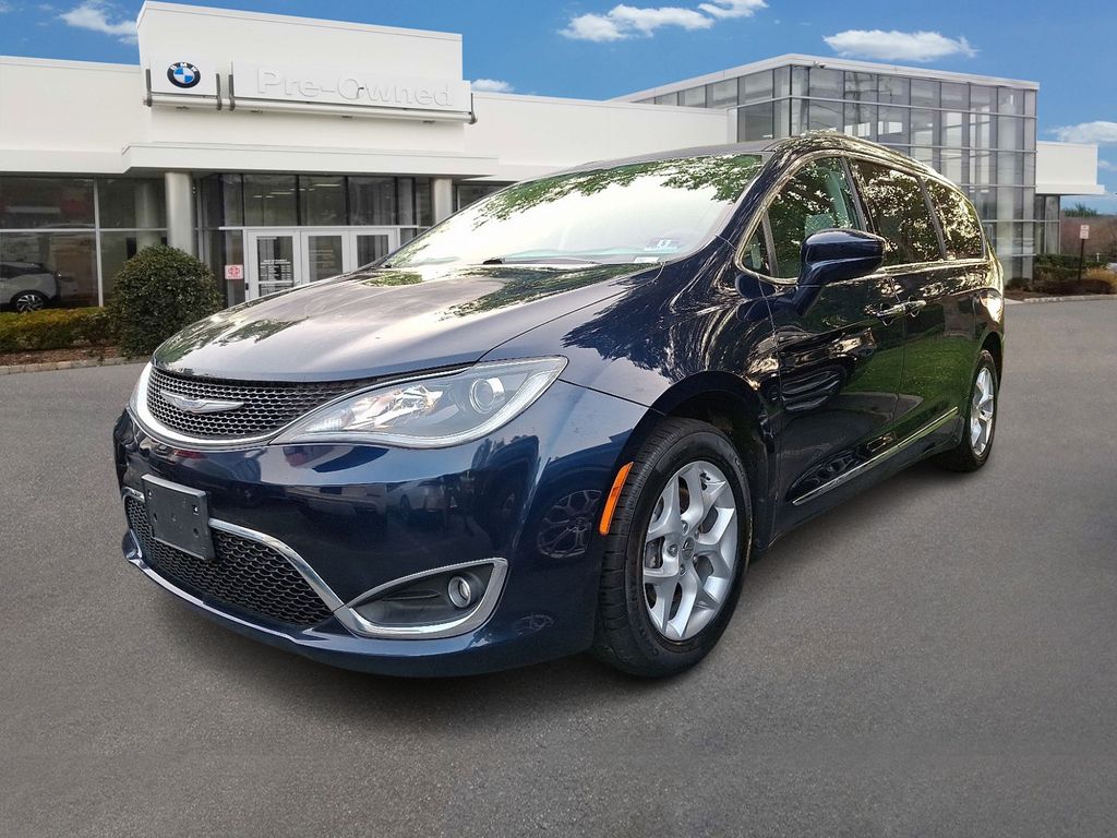 2017 Chrysler Pacifica  -
                  Ramsey, NJ