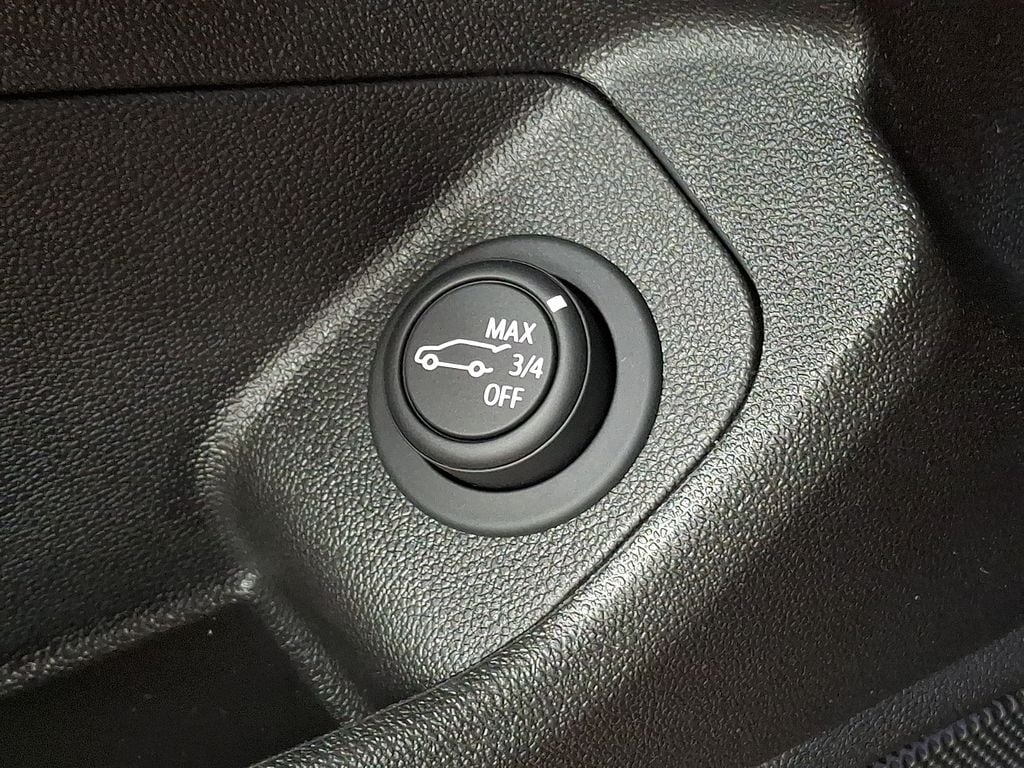 Thumbnail: 2021 GMC Terrain - 25