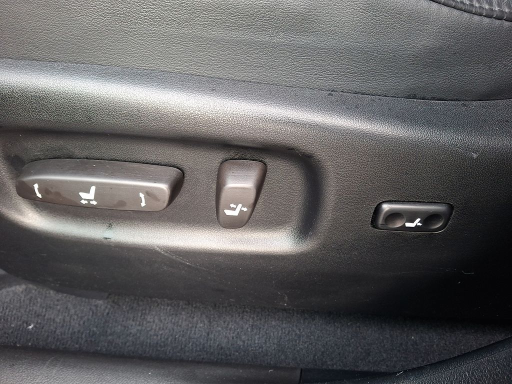 Thumbnail: 2010 Lexus RX - 10