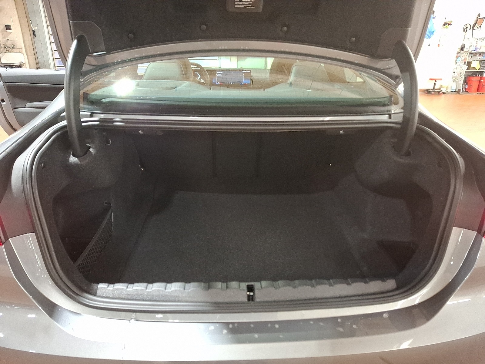 Thumbnail: 2025 BMW 4 Series - 25