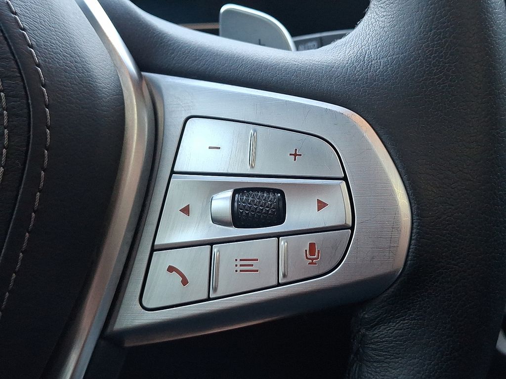 Thumbnail: 2023 BMW X7 - 17