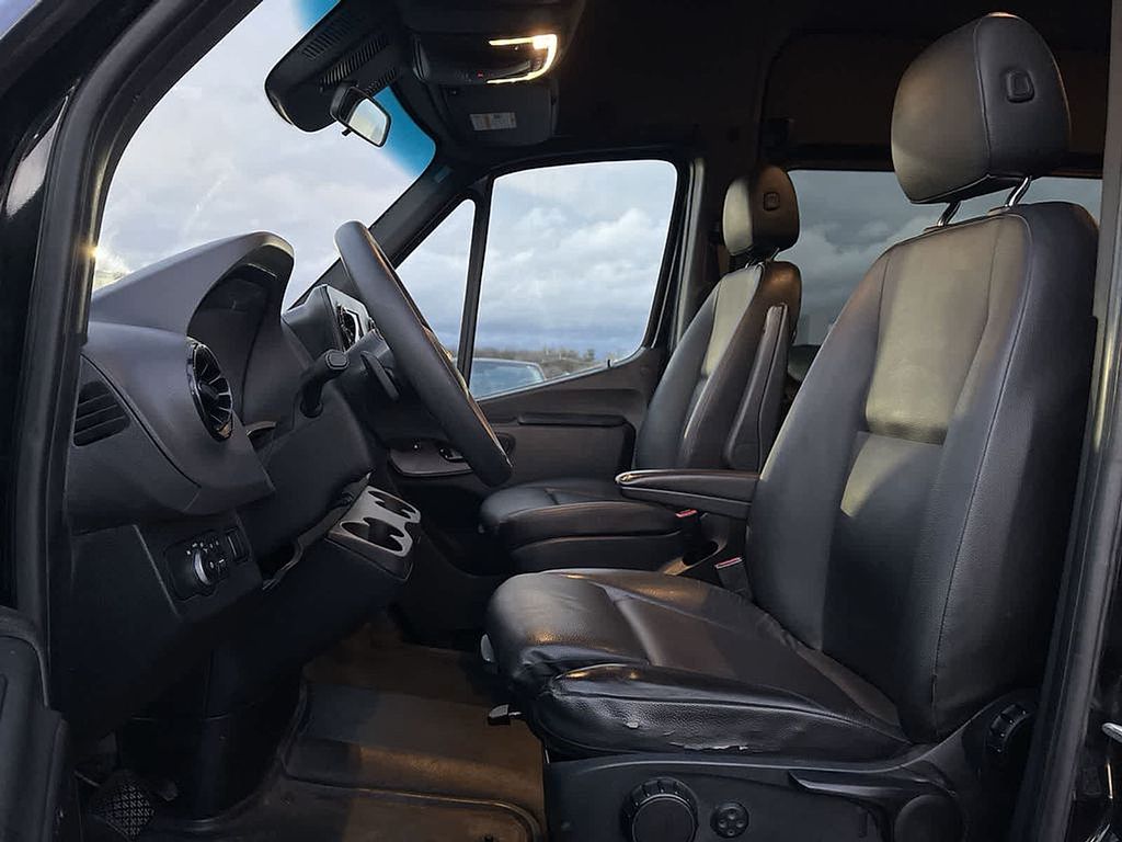 Thumbnail: 2019 Mercedes-Benz Sprinter - 23