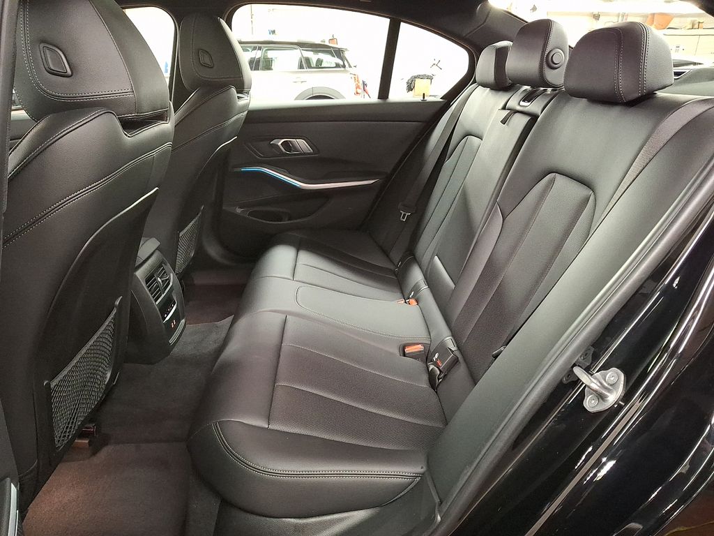 Thumbnail: 2023 BMW 3 Series - 8