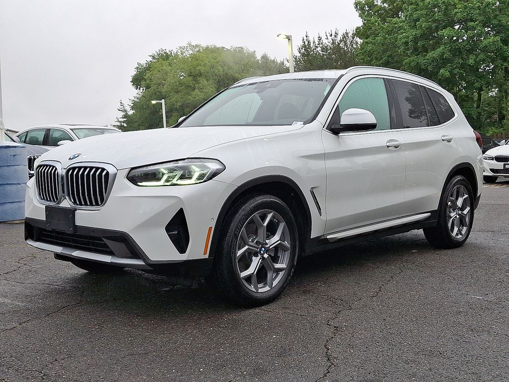 2024 BMW X3 xDrive30i Hero Image