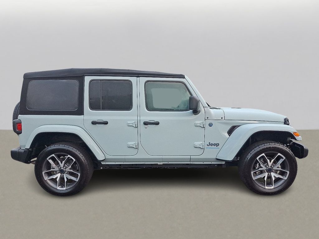 Thumbnail: 2024 Jeep Wrangler - 4