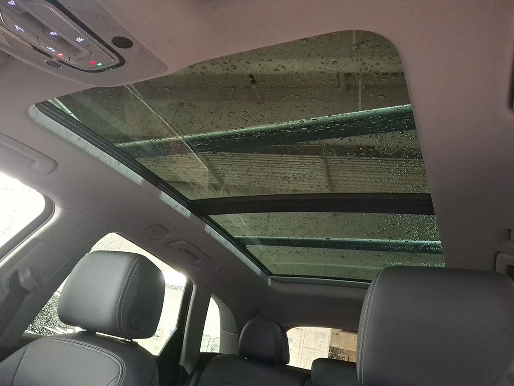 Thumbnail: 2023 Audi Q5 - 10