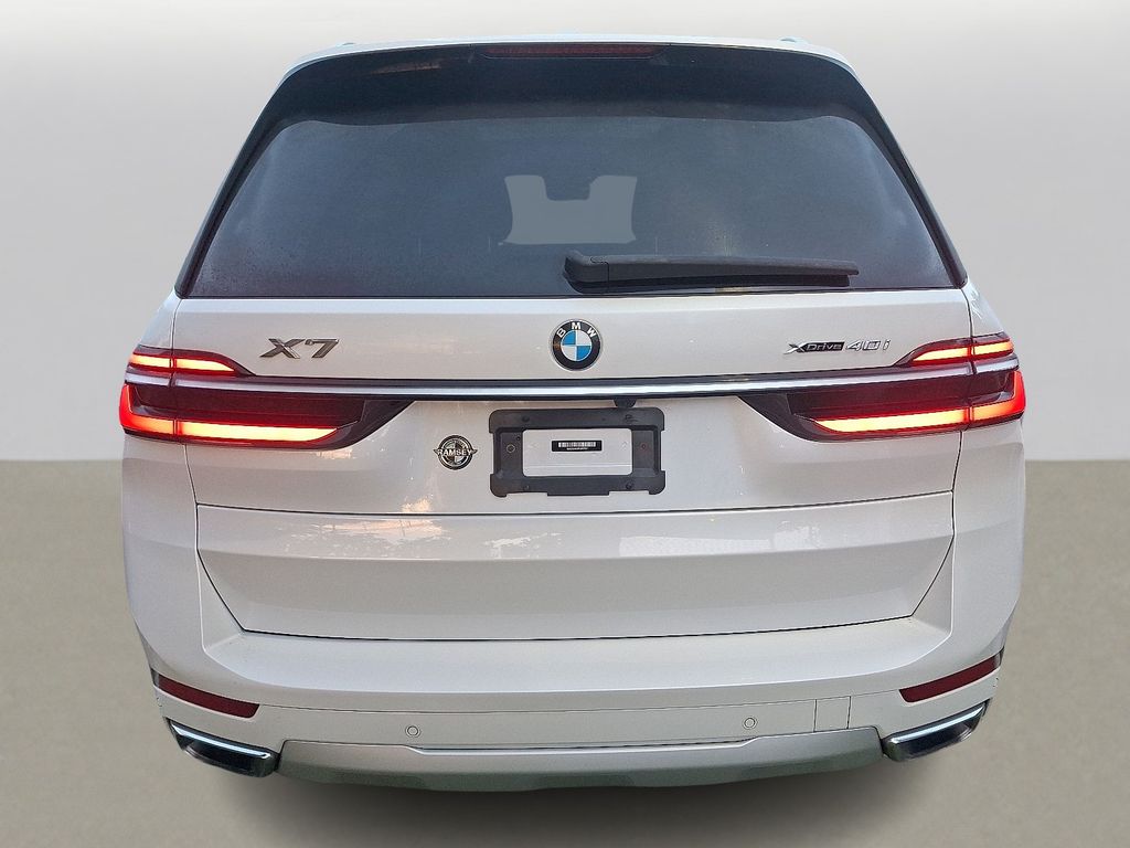 Thumbnail: 2023 BMW X7 - 5