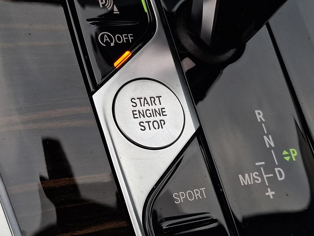 Thumbnail: 2020 BMW X7 - 21