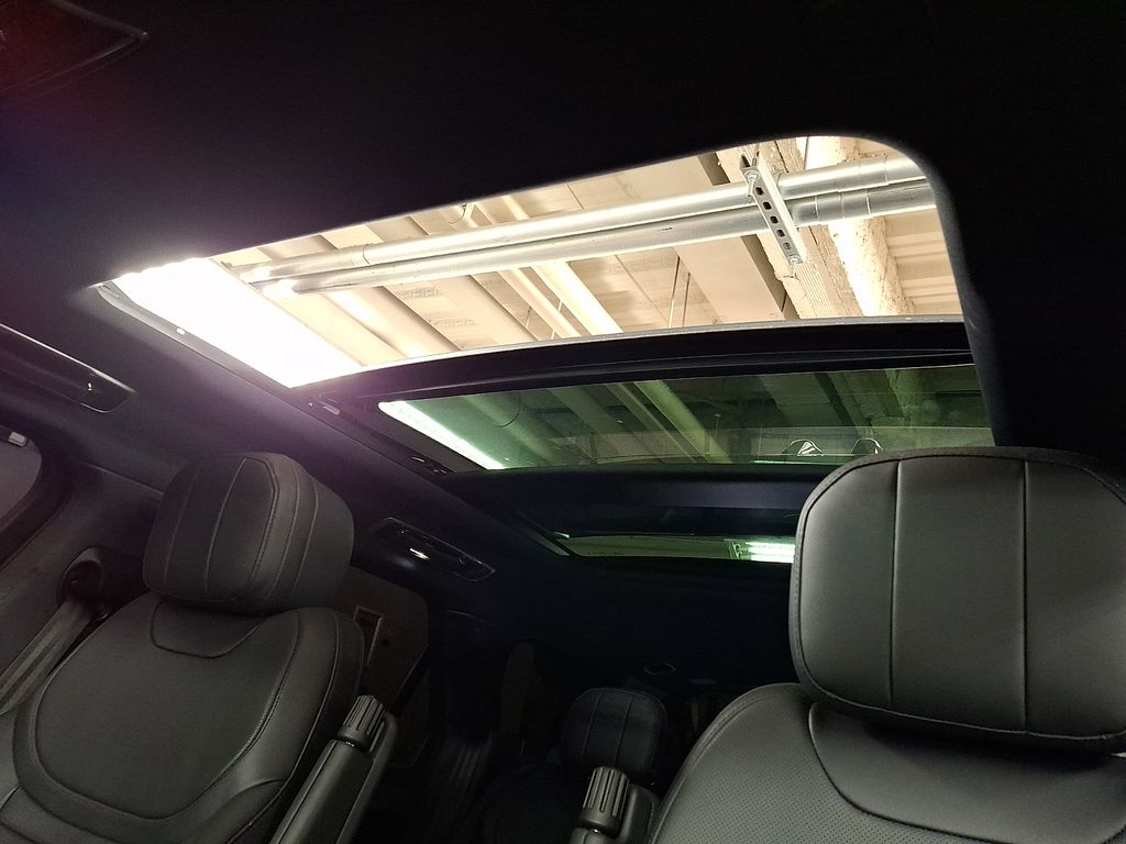 Thumbnail: 2023 Land Rover Range Rover Sport - 11